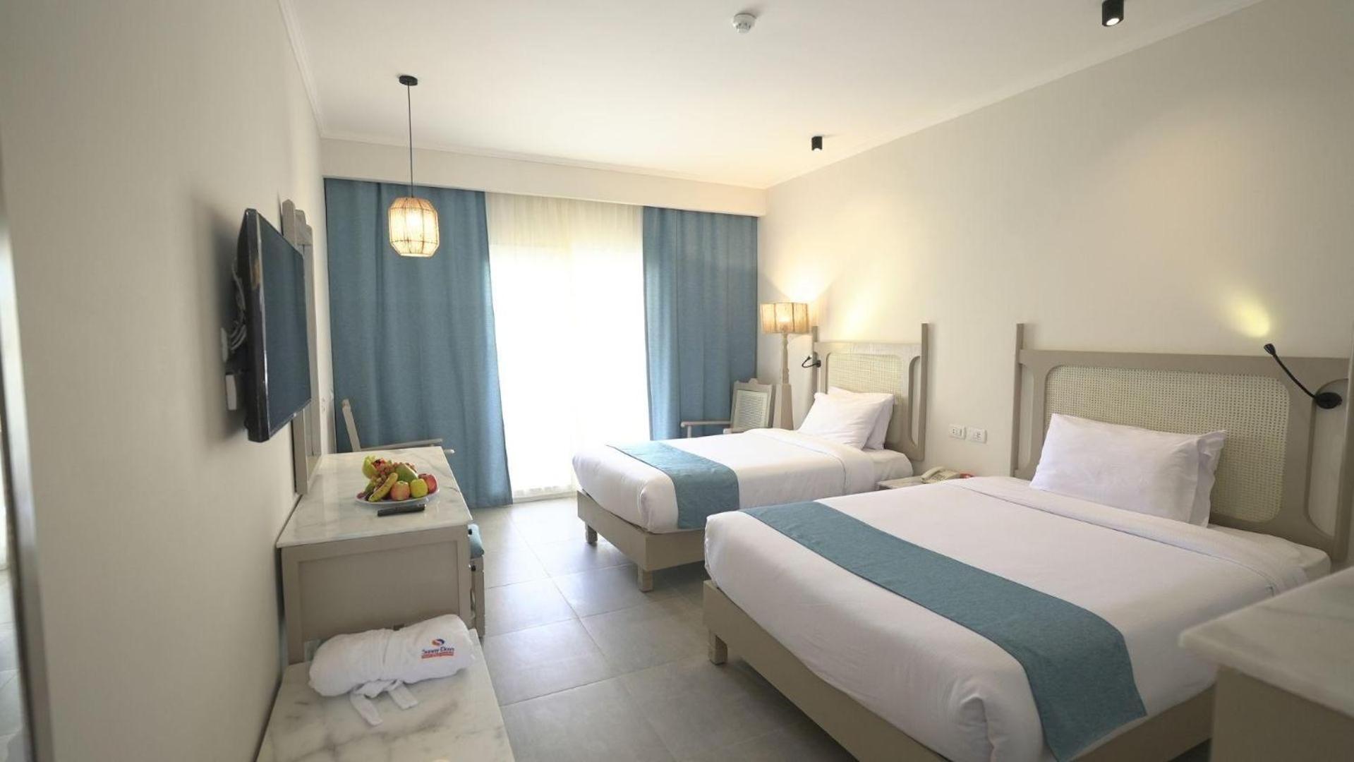 Deluxe Double or Twin Room Sea View